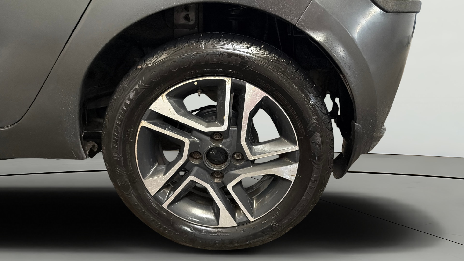 View 2020 Tata Tiago Revotorq XB Image 11 Used 2020 Tata Tiago Revotorq XB Image 11