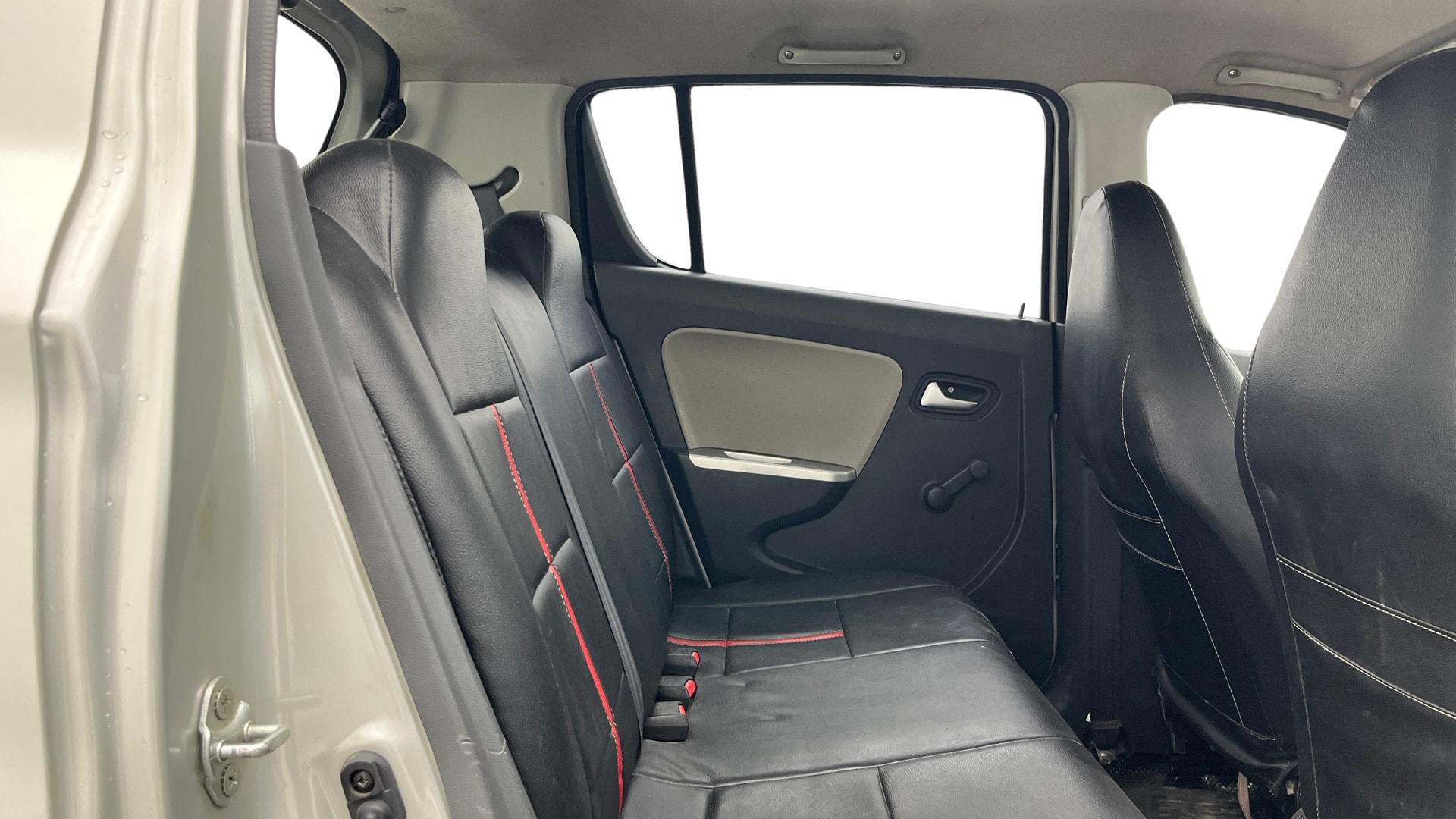 View 2017 Maruti Suzuki Alto K10 LX Image 28 Used 2017 Maruti Suzuki Alto K10 LX Image 28