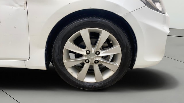 View Hyundai Fluidic Verna Image 40 Used Hyundai Fluidic Verna Image 40