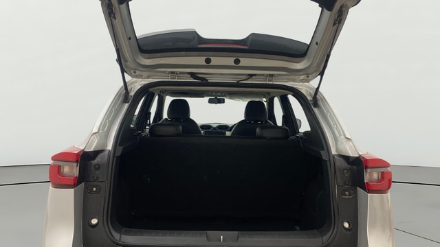 View Nissan Magnite Image 37 Used Nissan Magnite Image 37