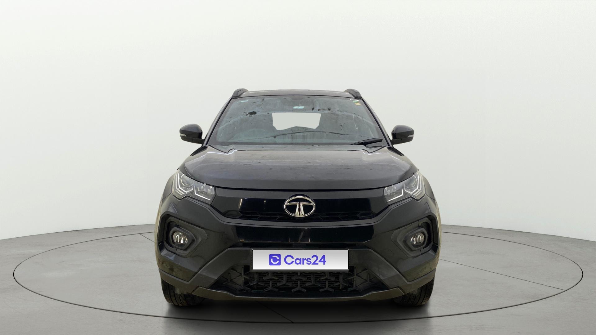 View 2022 Tata Nexon Revotron XE Image 1 Used 2022 Tata Nexon Revotron XE Image 1