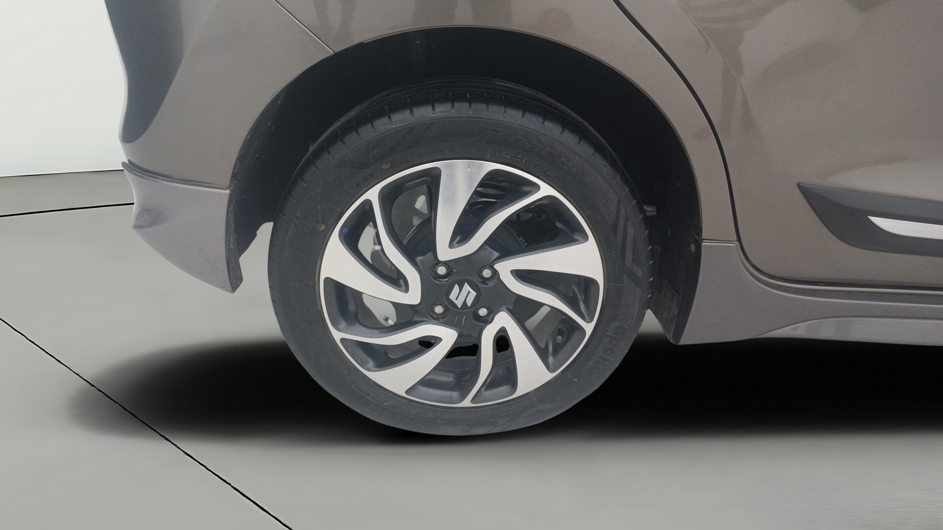 View 2019 Maruti Suzuki 1000 Base Variant Image 24 Used 2019 Maruti Suzuki 1000 Base Variant Image 24