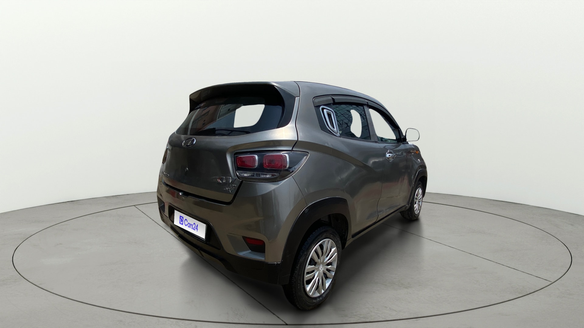 View 2020 Mahindra KUV100 K2 Petrol BS IV Image 42 Used 2020 Mahindra KUV100 K2 Petrol BS IV Image 42