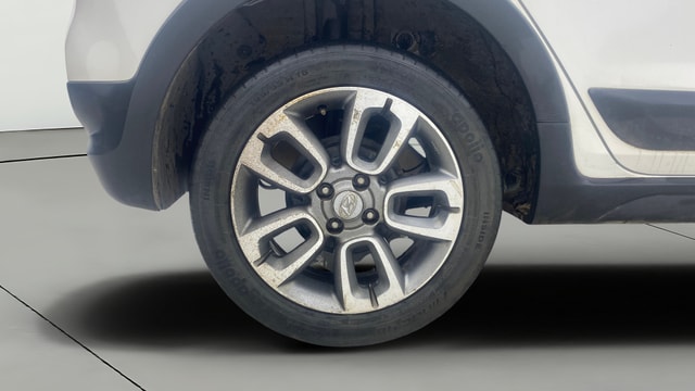 View Hyundai i20 Active Image 33 Used Hyundai i20 Active Image 33