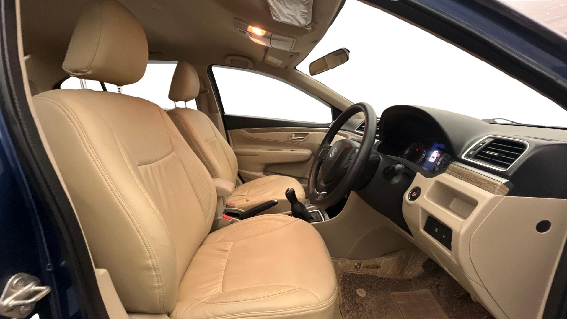 View 2021 Maruti Suzuki 1000 Base Variant Image 18 Used 2021 Maruti Suzuki 1000 Base Variant Image 18