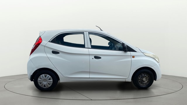View Hyundai EON Image 8 Used Hyundai EON Image 8