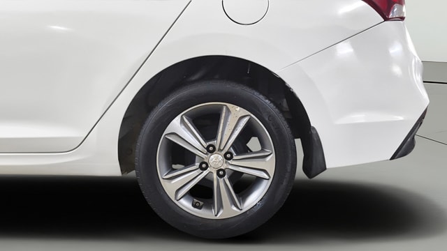 View Hyundai Verna Image 8 Used Hyundai Verna Image 8