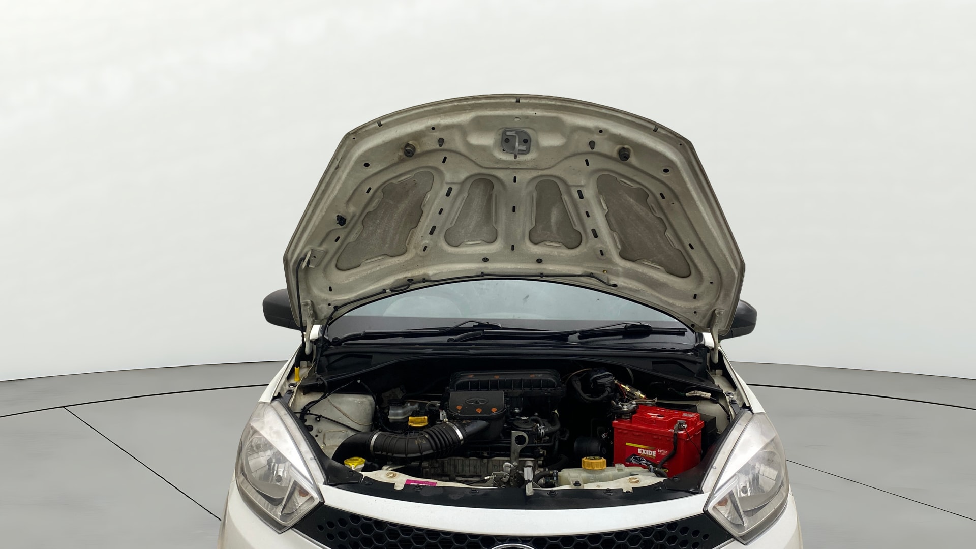 View 2019 Tata Tigor XE Diesel Image 31 Used 2019 Tata Tigor XE Diesel Image 31