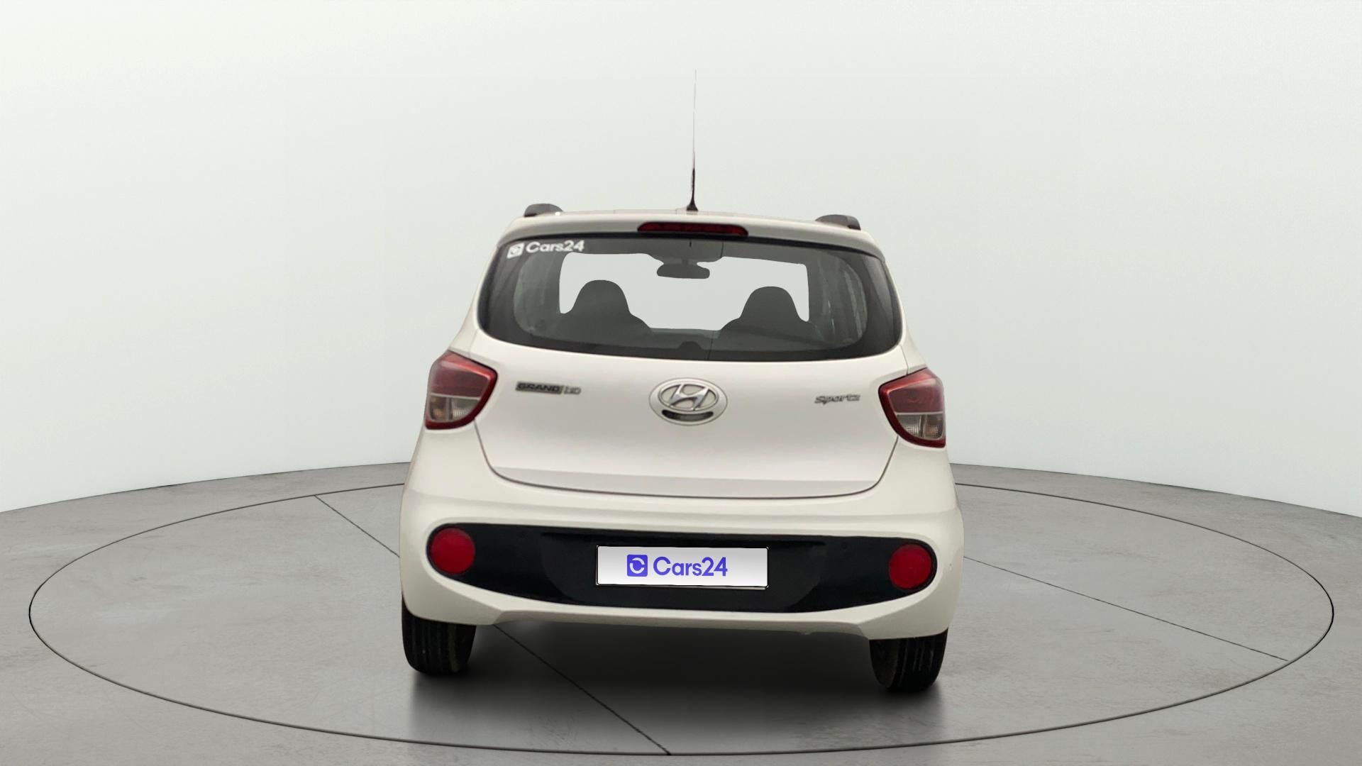 View 2018 Hyundai Grand i10 Sportz 1.2 Kappa Image 38 Used 2018 Hyundai Grand i10 Sportz 1.2 Kappa Image 38
