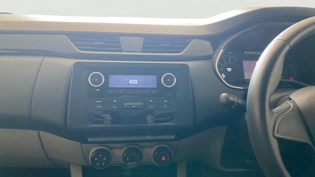 View Renault Triber Image 18 Used Renault Triber Image 18