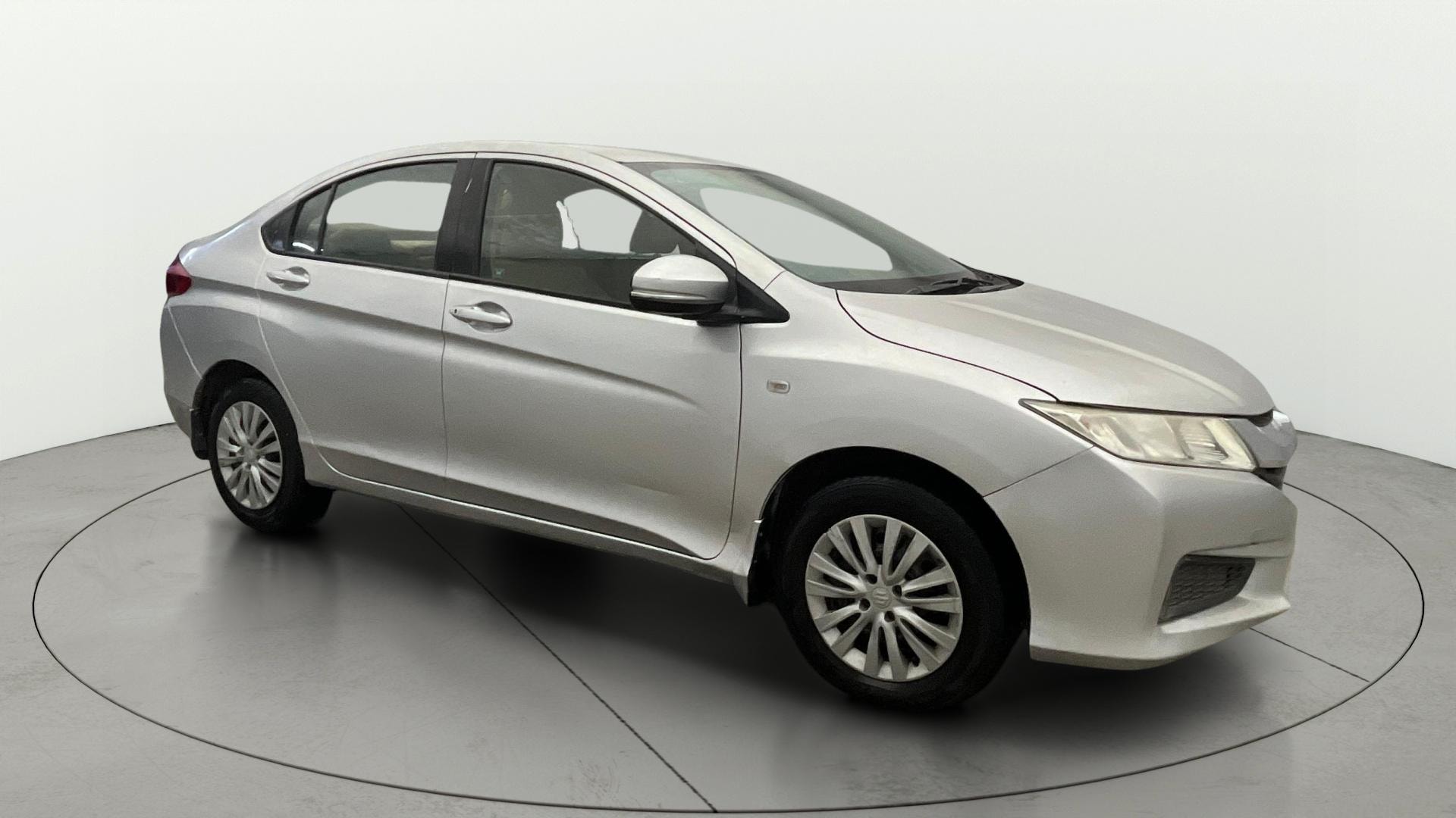 View 2015 Honda City ZX MT Diesel Anniversary Edition Image 21 Used 2015 Honda City ZX MT Diesel Anniversary Edition Image 21