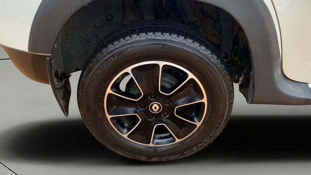 View Renault Duster Image 33 Used Renault Duster Image 33