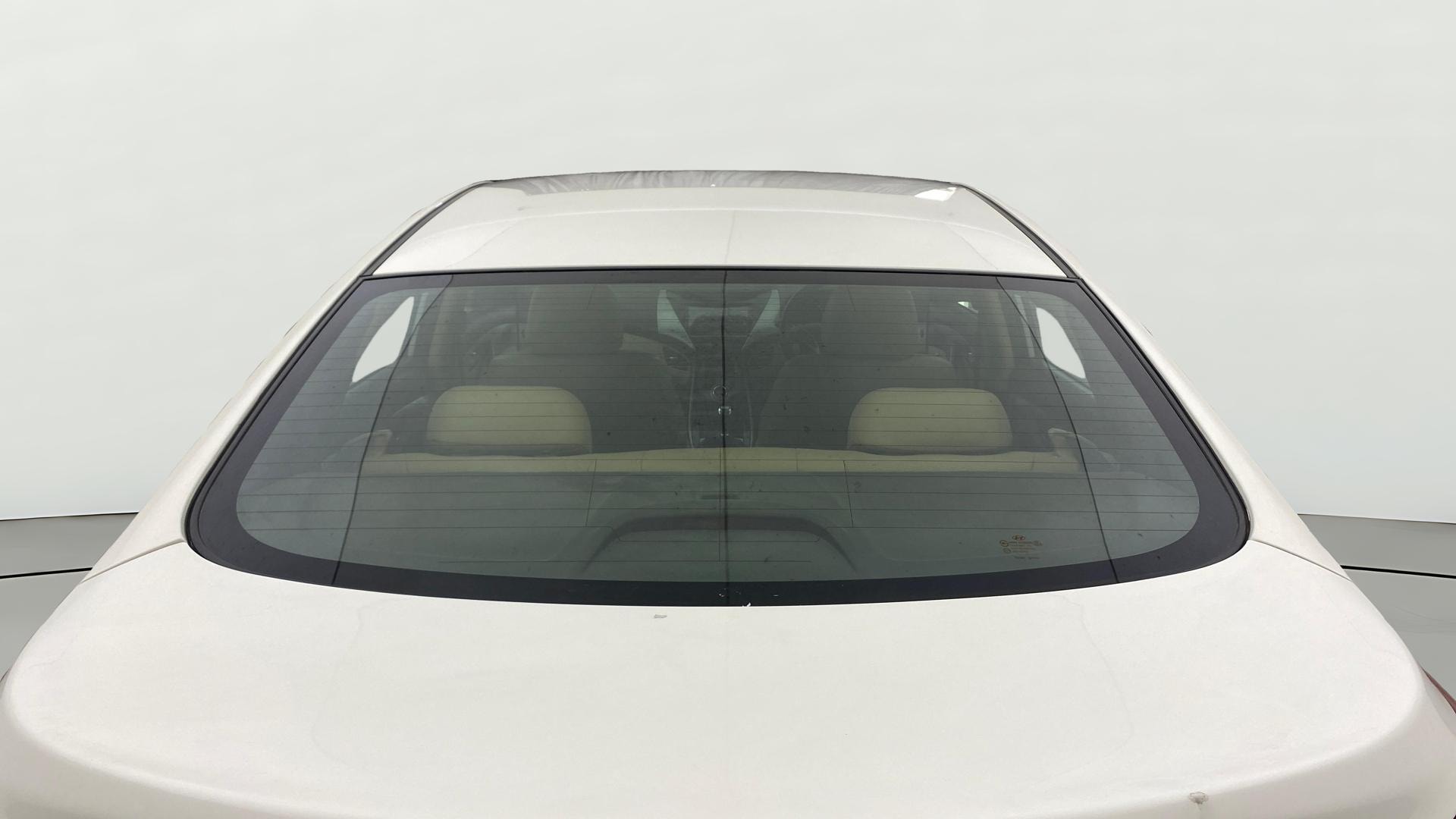 View 2013 Hyundai Elantra 1.6 CRDi S Image 5 Used 2013 Hyundai Elantra 1.6 CRDi S Image 5