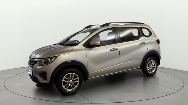 View Renault Triber Image 21 Used Renault Triber Image 21