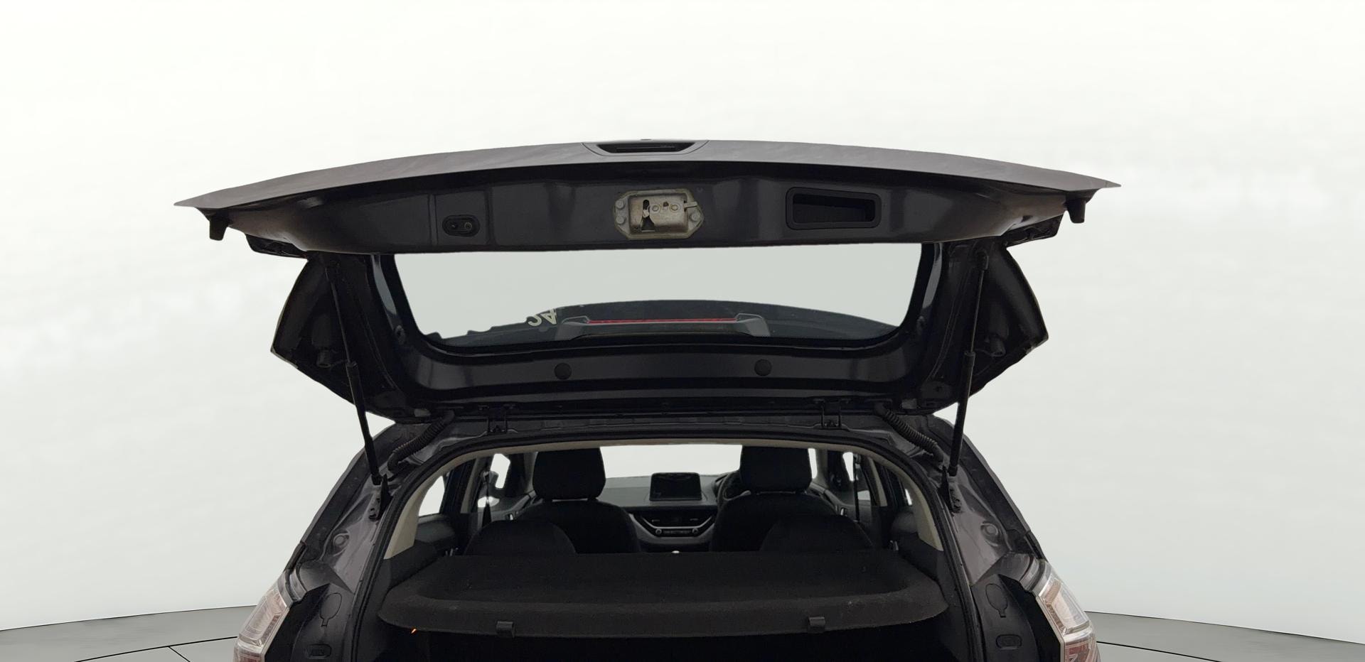 View 2019 Tata Nexon Revotron XZ Image 16 Used 2019 Tata Nexon Revotron XZ Image 16