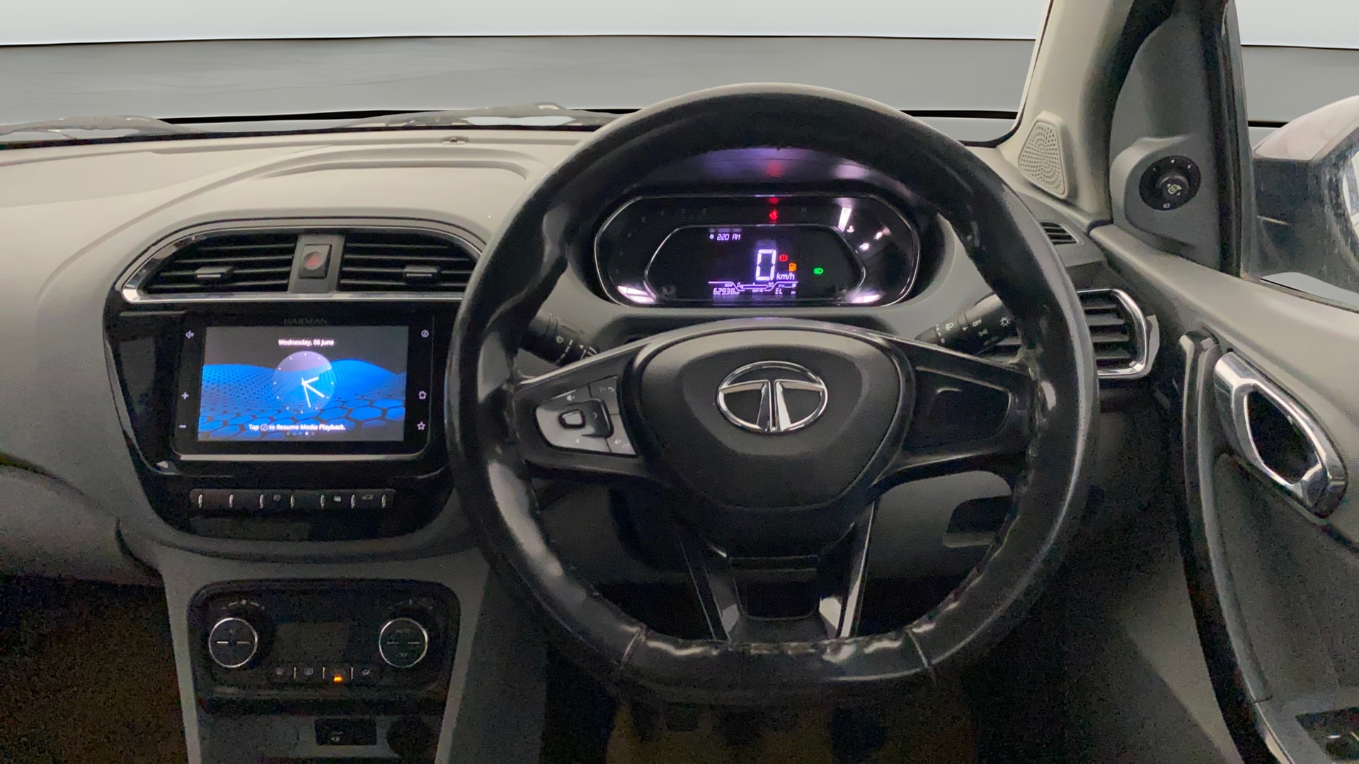 View 2021 Tata Tigor XE Diesel Image 20 Used 2021 Tata Tigor XE Diesel Image 20