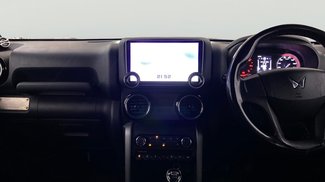 View Mahindra Thar Image 17 Used Mahindra Thar Image 17