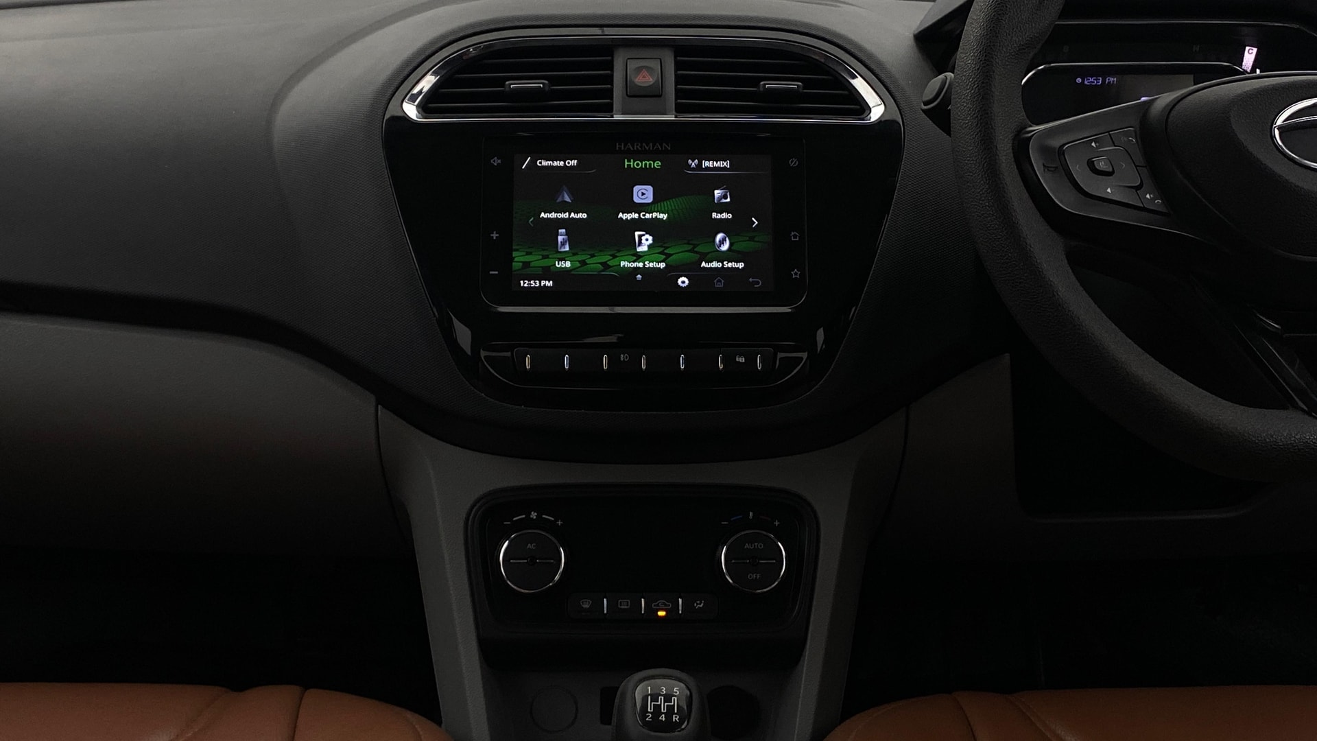 View 2021 Tata Tiago Revotorq XB Image 17 Used 2021 Tata Tiago Revotorq XB Image 17