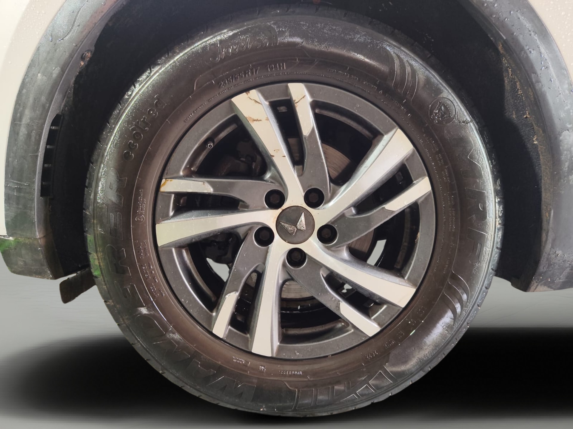 Used 2022 Mahindra XUV700 Used 2022 Mahindra XUV700