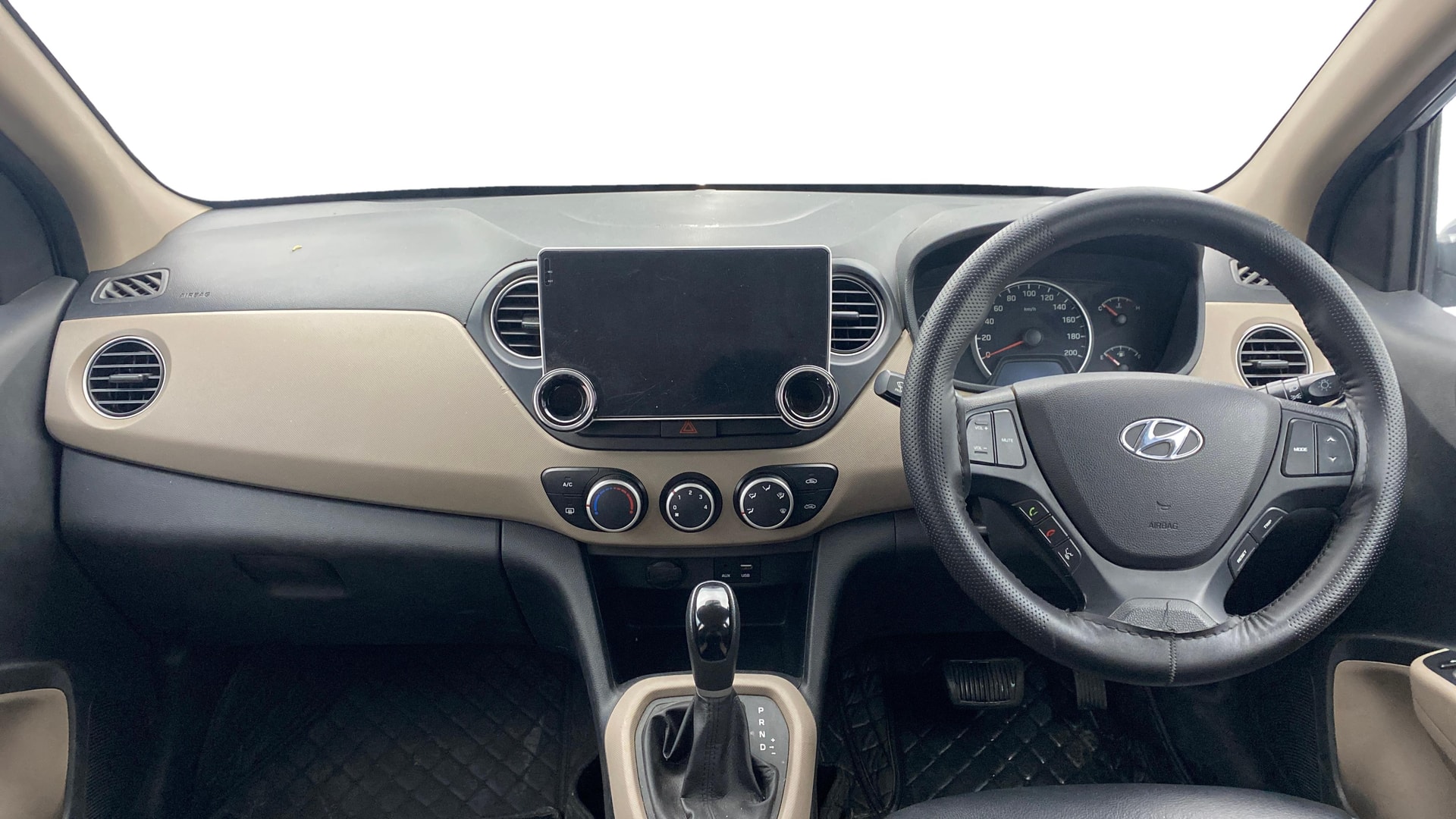 View 2019 Hyundai Grand i10 1.2 Sportz AT Petrol Image 30 Used 2019 Hyundai Grand i10 1.2 Sportz AT Petrol Image 30