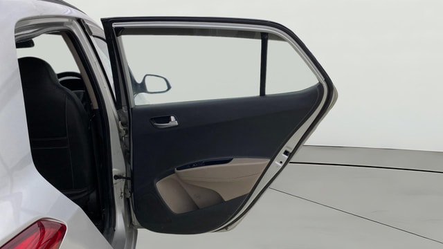 View Hyundai Grand i10 Image 7 Used Hyundai Grand i10 Image 7