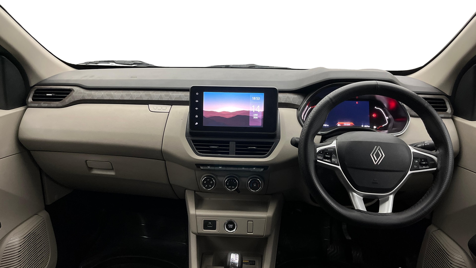 View 2025 Renault Triber RXE Image 16 Used 2025 Renault Triber RXE Image 16