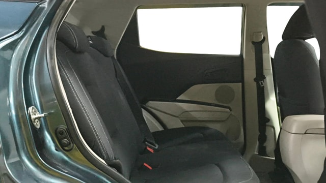 View Mahindra XUV300 Image 28 Used Mahindra XUV300 Image 28
