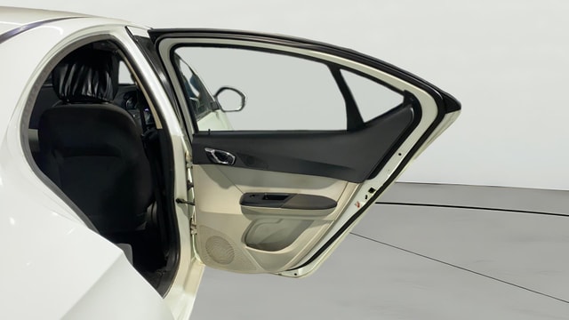 View Tata Tigor Image 7 Used Tata Tigor Image 7