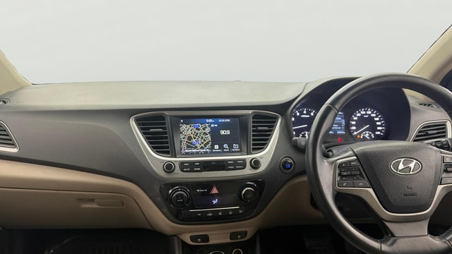 View Hyundai Verna Image 18 Used Hyundai Verna Image 18