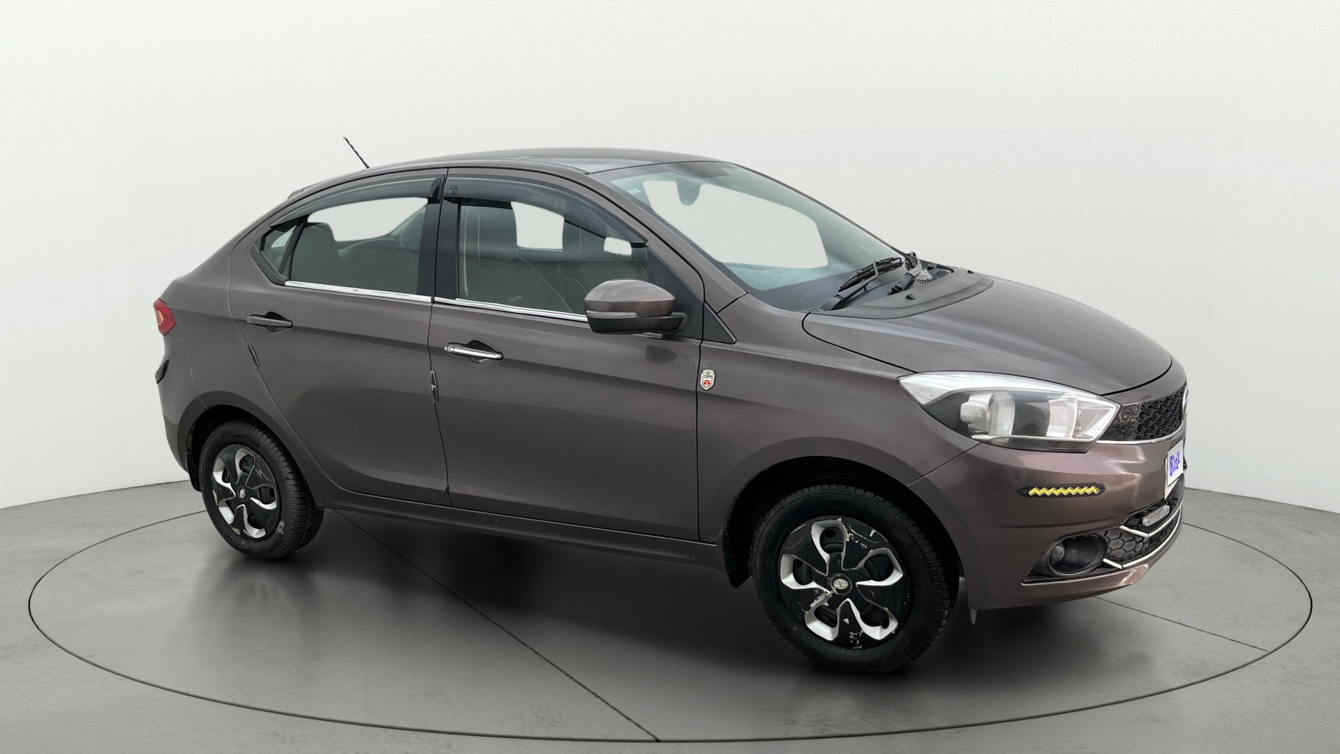 View 2017 Tata Tigor XT Petrol Image 21 Used 2017 Tata Tigor XT Petrol Image 21