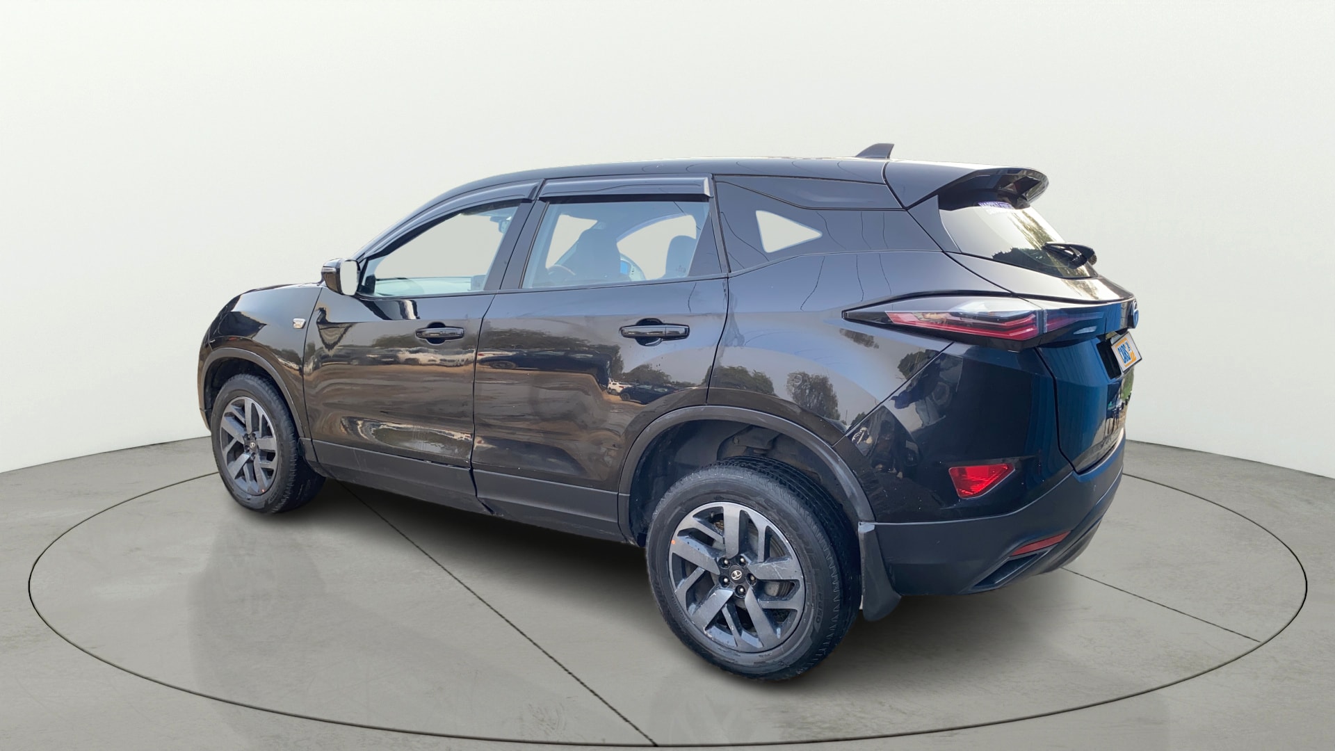 View 2022 Tata Harrier XE Image 2 Used 2022 Tata Harrier XE Image 2