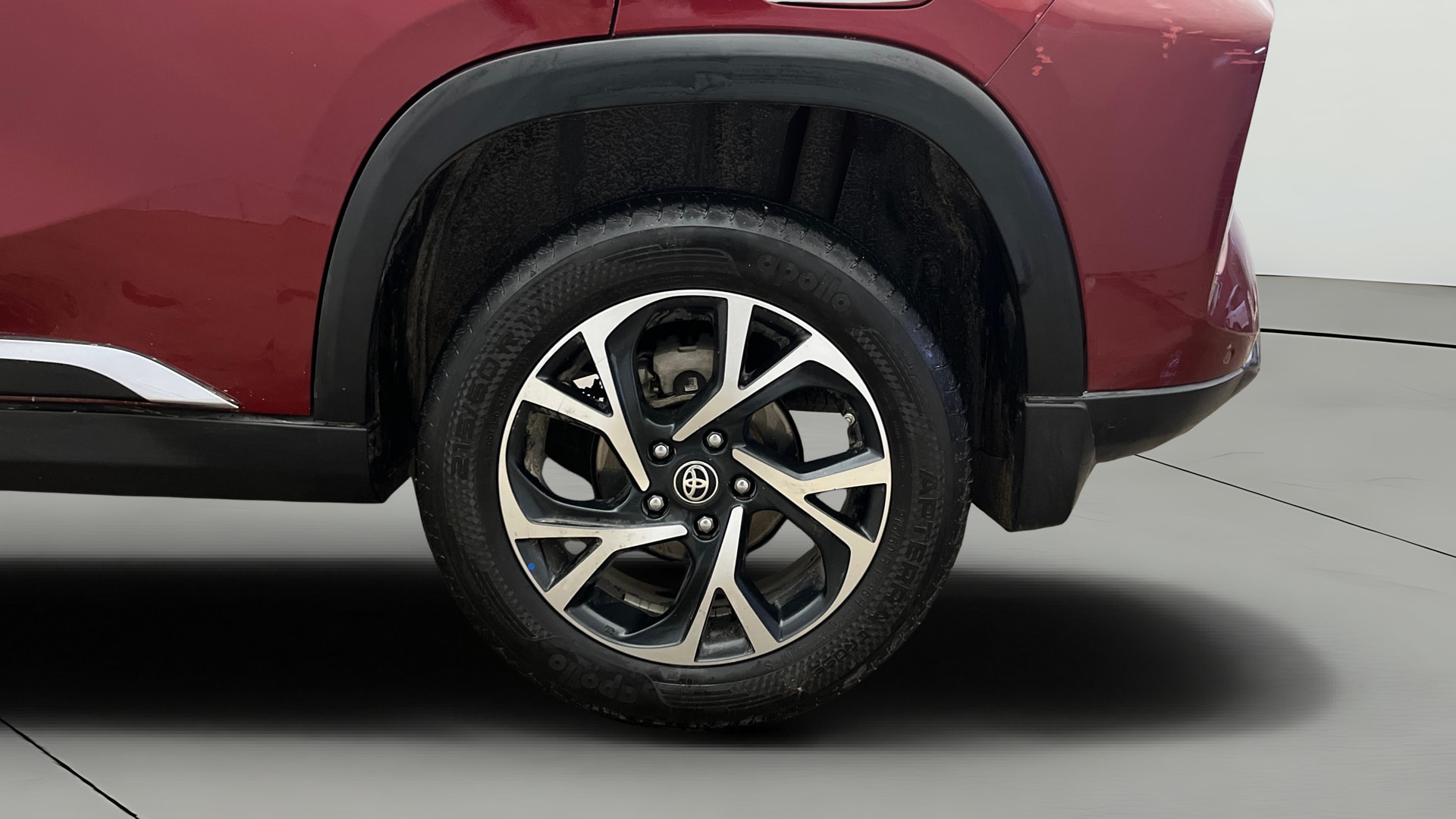 View 2023 Toyota Urban Cruiser Hyryder V e-Drive 2WD HYBRID Image 8 Used 2023 Toyota Urban Cruiser Hyryder V e-Drive 2WD HYBRID Image 8