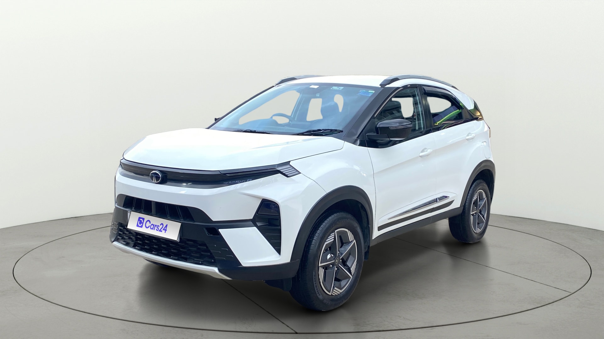 View 2024 Tata Nexon Revotron XE Image 23 Used 2024 Tata Nexon Revotron XE Image 23