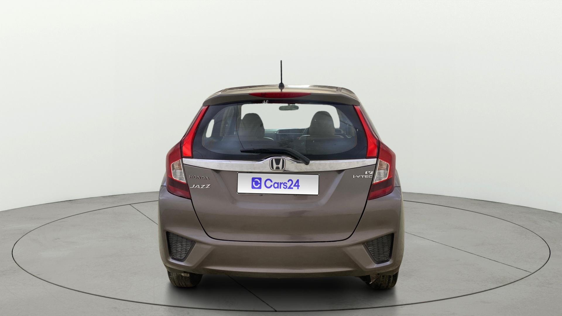 View 2015 Honda Jazz E MT Diesel Image 39 Used 2015 Honda Jazz E MT Diesel Image 39
