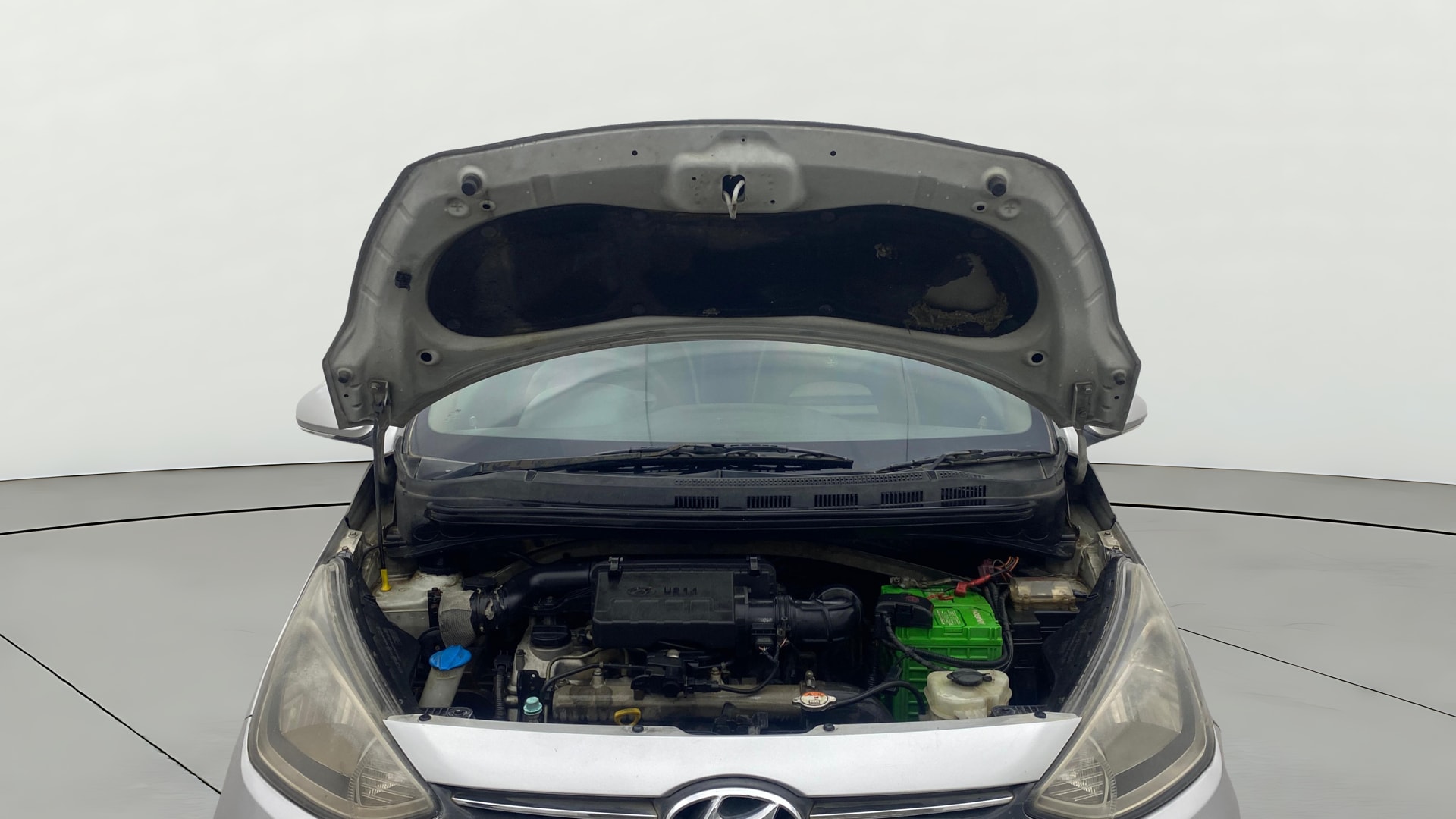 View 2014 Hyundai Xcent S Diesel (O) Image 19 Used 2014 Hyundai Xcent S Diesel (O) Image 19