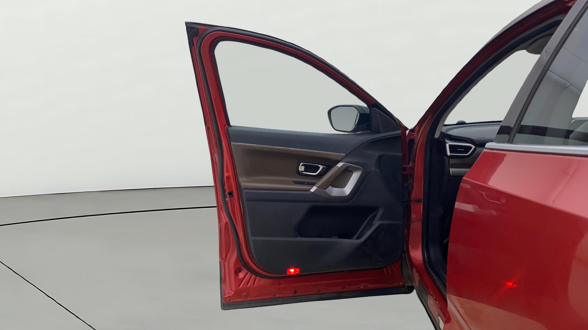 View 2022 Tata Harrier XE Image 39 Used 2022 Tata Harrier XE Image 39