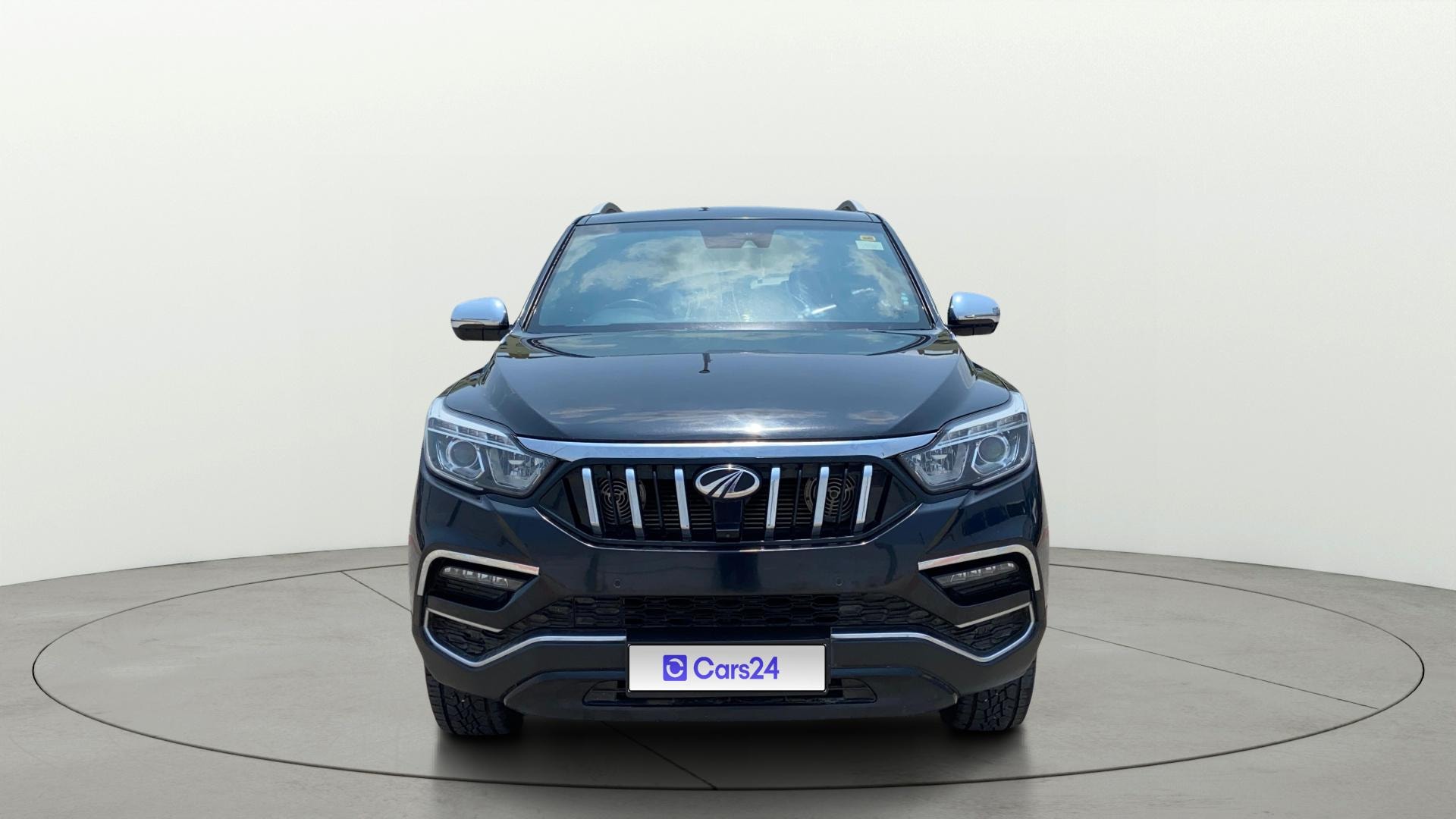Used 2019 Mahindra Alturas G4 Used 2019 Mahindra Alturas G4