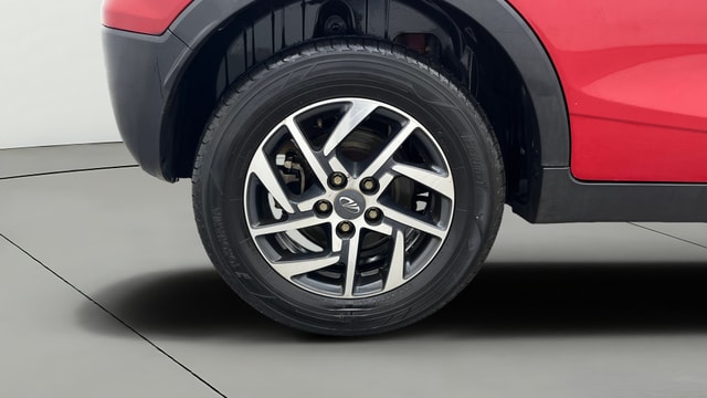 View Mahindra XUV300 Image 23 Used Mahindra XUV300 Image 23