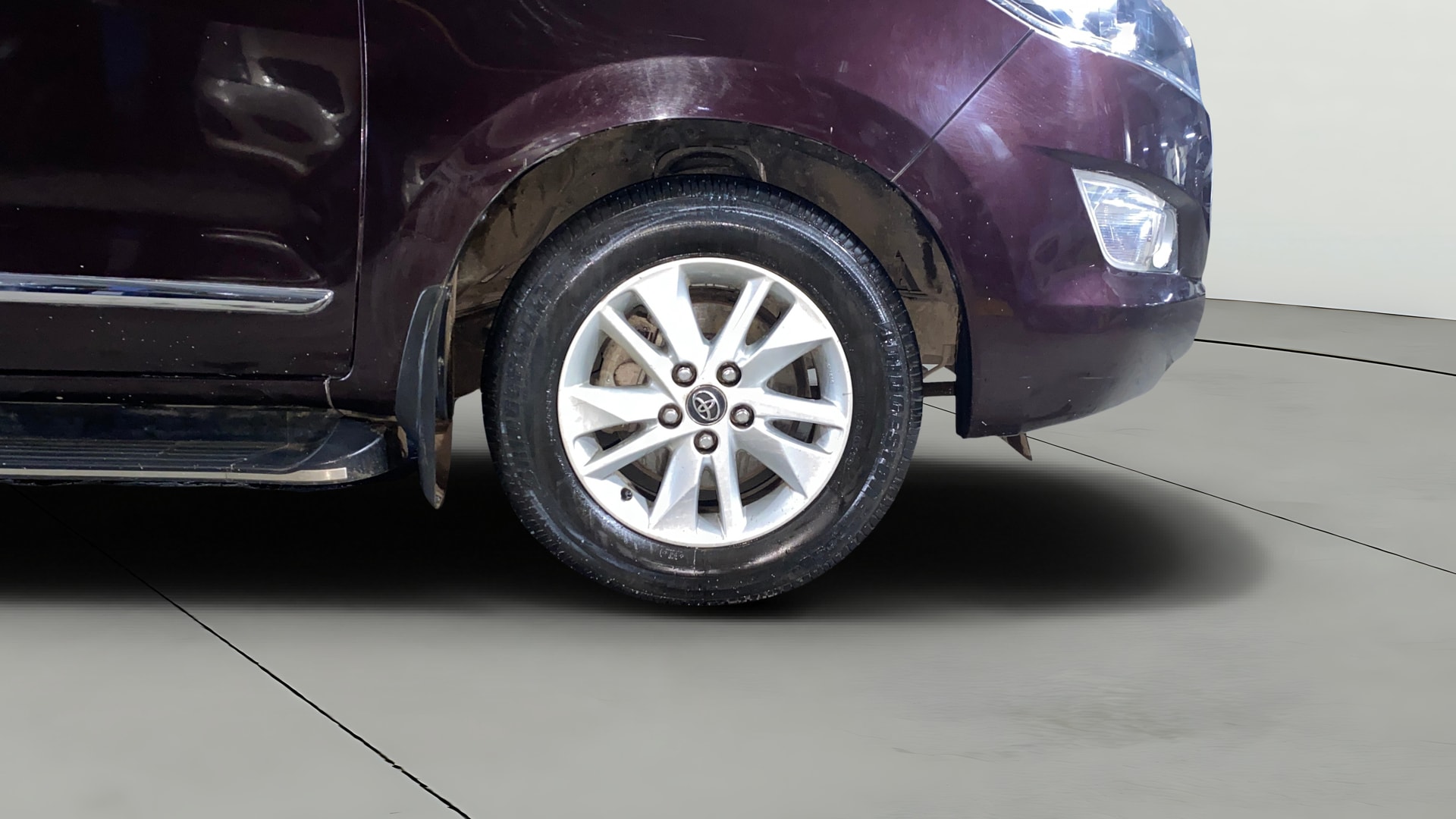 View 2018 Toyota Innova Crysta 2.4 GX MT 8-Seater BS IV Image 41 Used 2018 Toyota Innova Crysta 2.4 GX MT 8-Seater BS IV Image 41