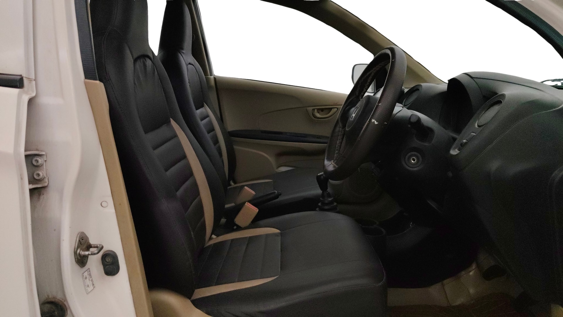 View 2015 Honda Brio E MT Petrol Image 26 Used 2015 Honda Brio E MT Petrol Image 26