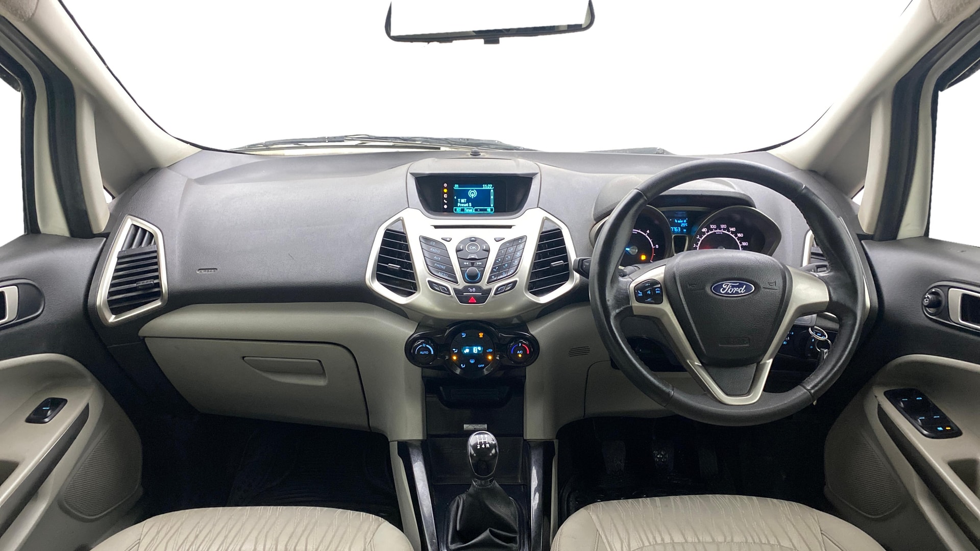 View 2015 Ford EcoSport 1.5 TDCi Diesel Ambiente BS IV Image 15 Used 2015 Ford EcoSport 1.5 TDCi Diesel Ambiente BS IV Image 15