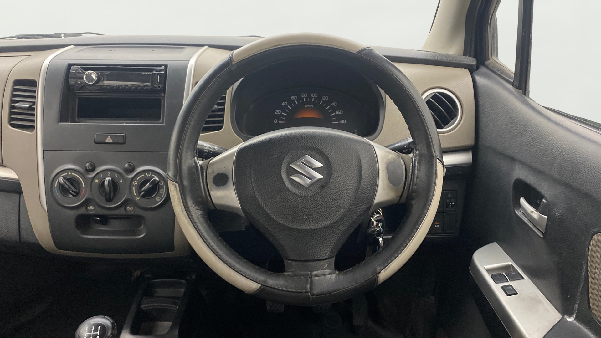 View 2013 Maruti Suzuki 1000 Base Variant Image 20 Used 2013 Maruti Suzuki 1000 Base Variant Image 20