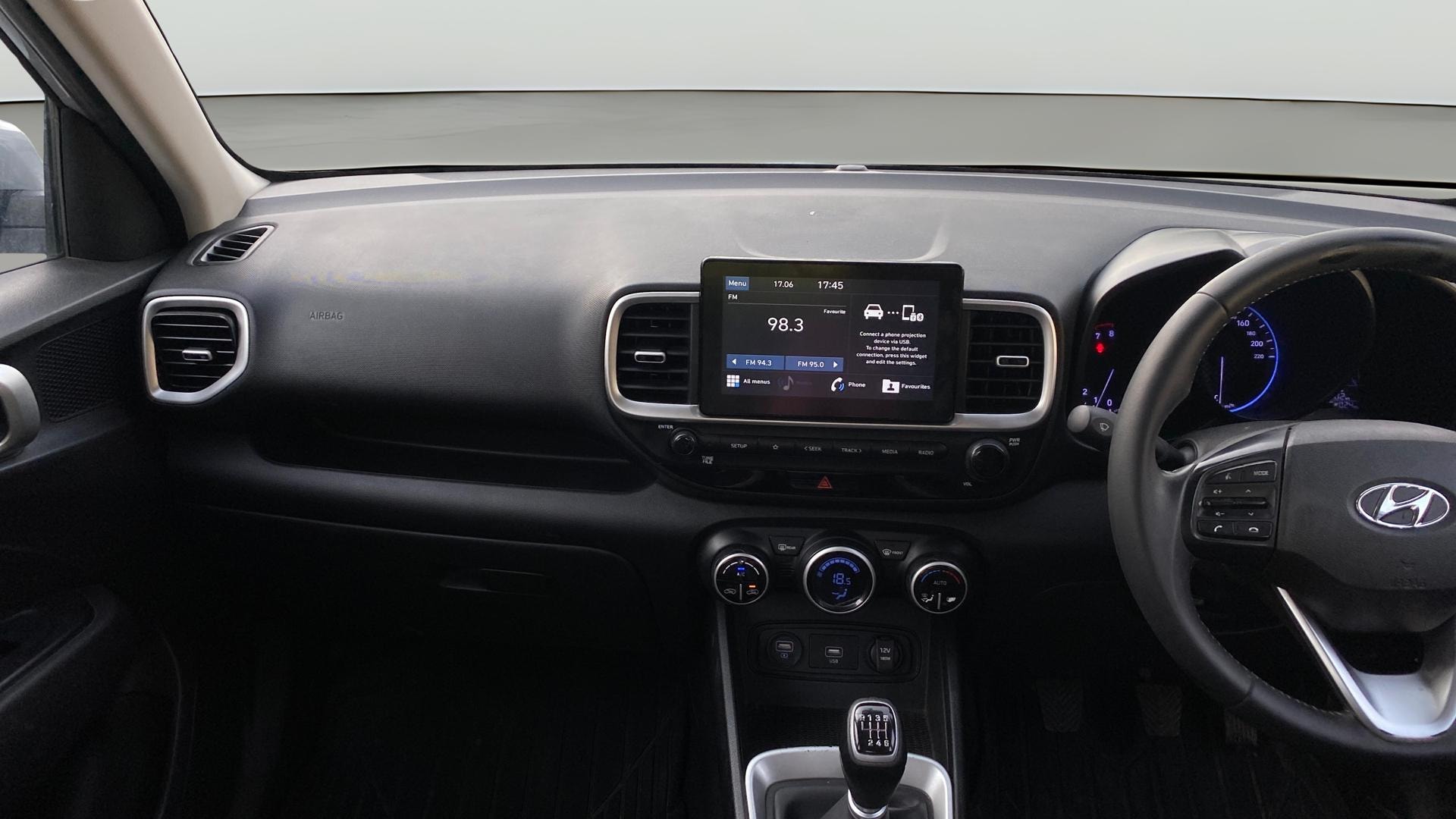 View 2019 Hyundai Venue SX 1.0 Petrol Image 18 Used 2019 Hyundai Venue SX 1.0 Petrol Image 18
