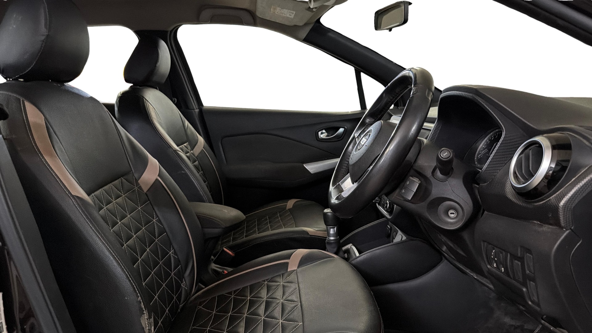 View 2022 Nissan Kicks XV Petrol BS IV Image 17 Used 2022 Nissan Kicks XV Petrol BS IV Image 17