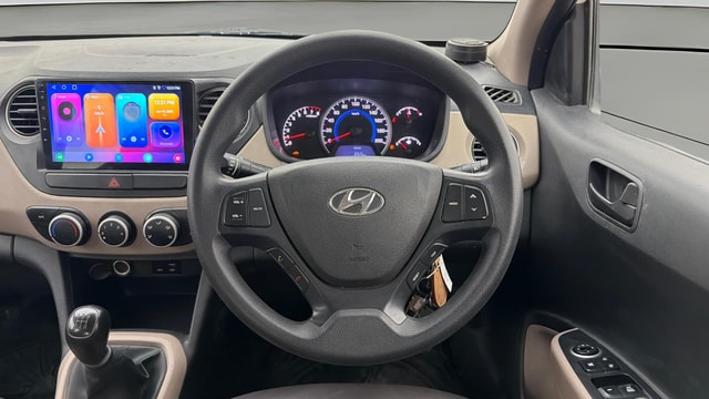 View Hyundai Grand i10 Image 20 Used Hyundai Grand i10 Image 20