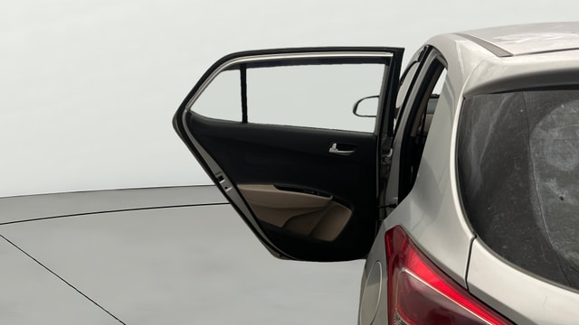 View Hyundai Grand i10 Image 14 Used Hyundai Grand i10 Image 14