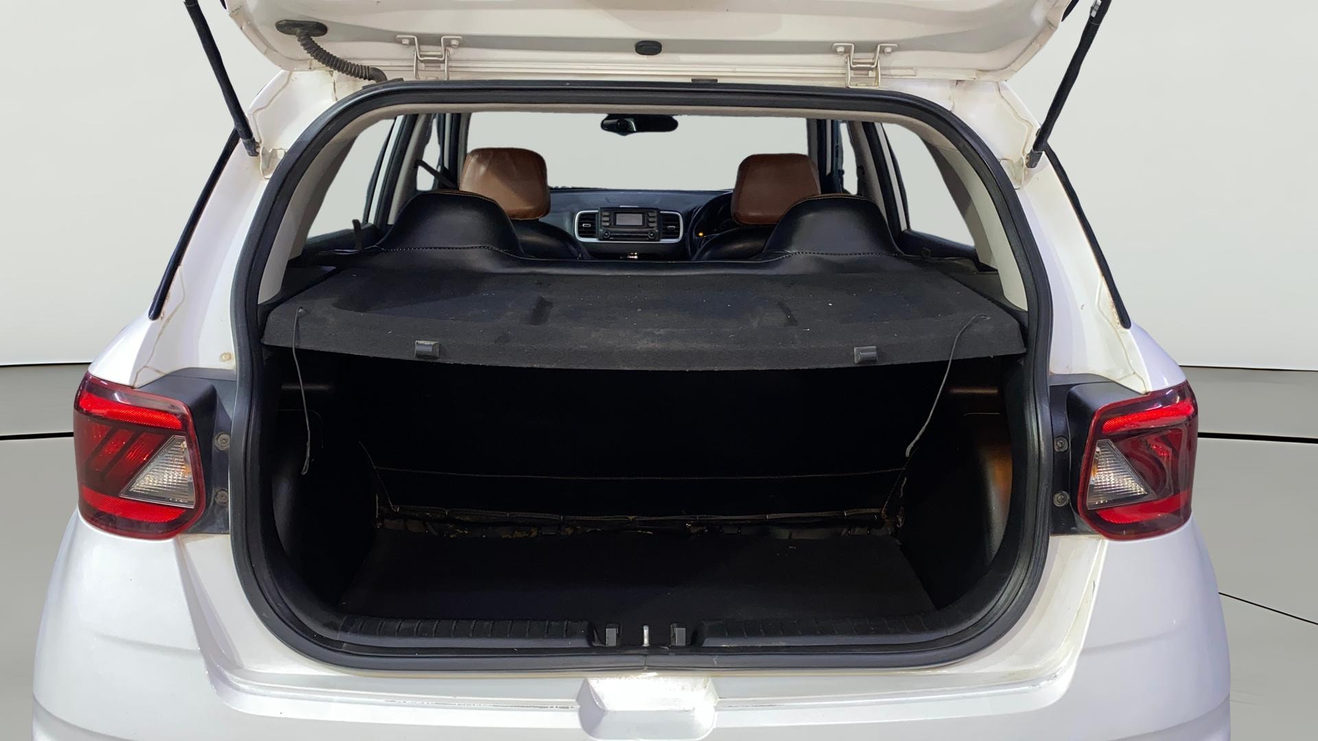 View 2020 Hyundai Venue S 1.2 Petrol Image 36 Used 2020 Hyundai Venue S 1.2 Petrol Image 36