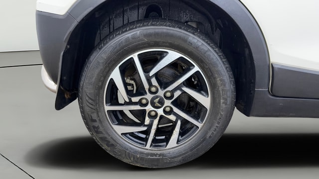 View Mahindra XUV300 Image 24 Used Mahindra XUV300 Image 24
