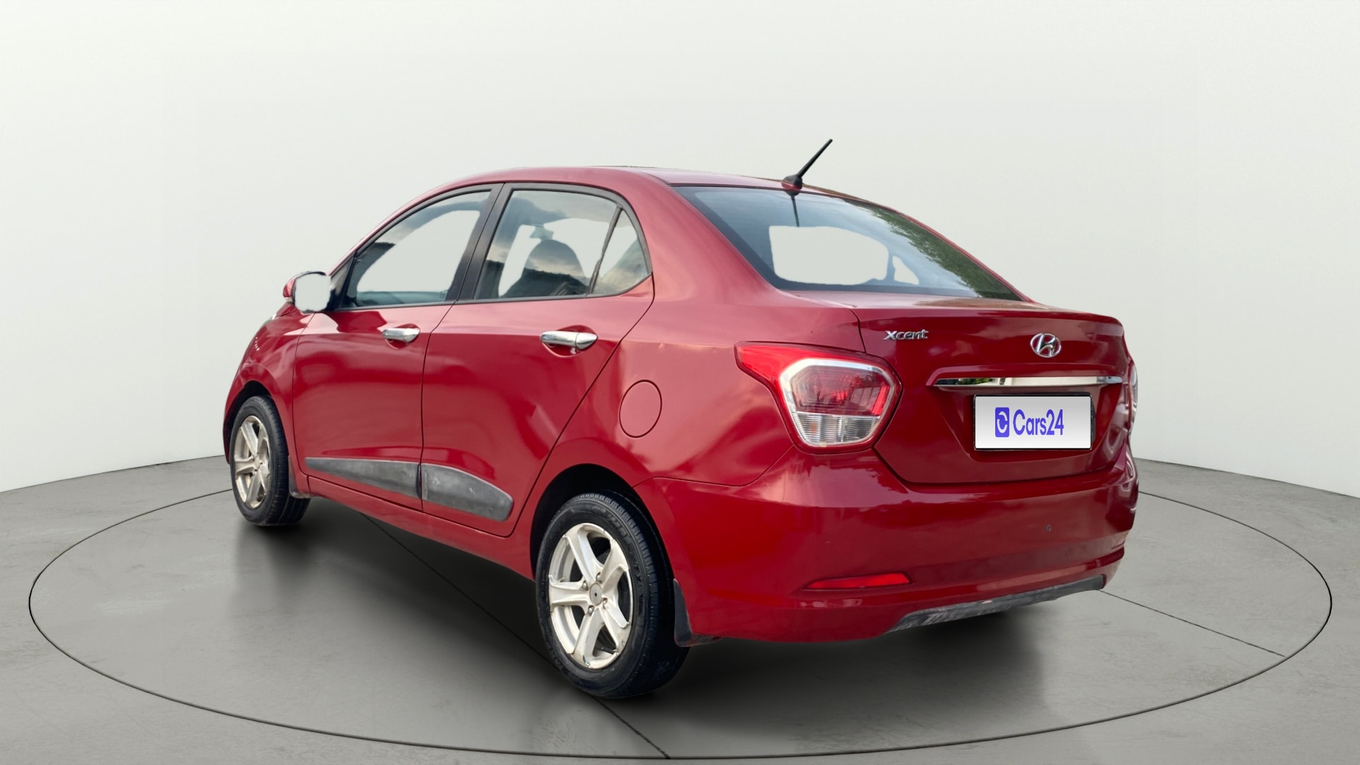 View 2015 Hyundai Xcent S Diesel Image 2 Used 2015 Hyundai Xcent S Diesel Image 2