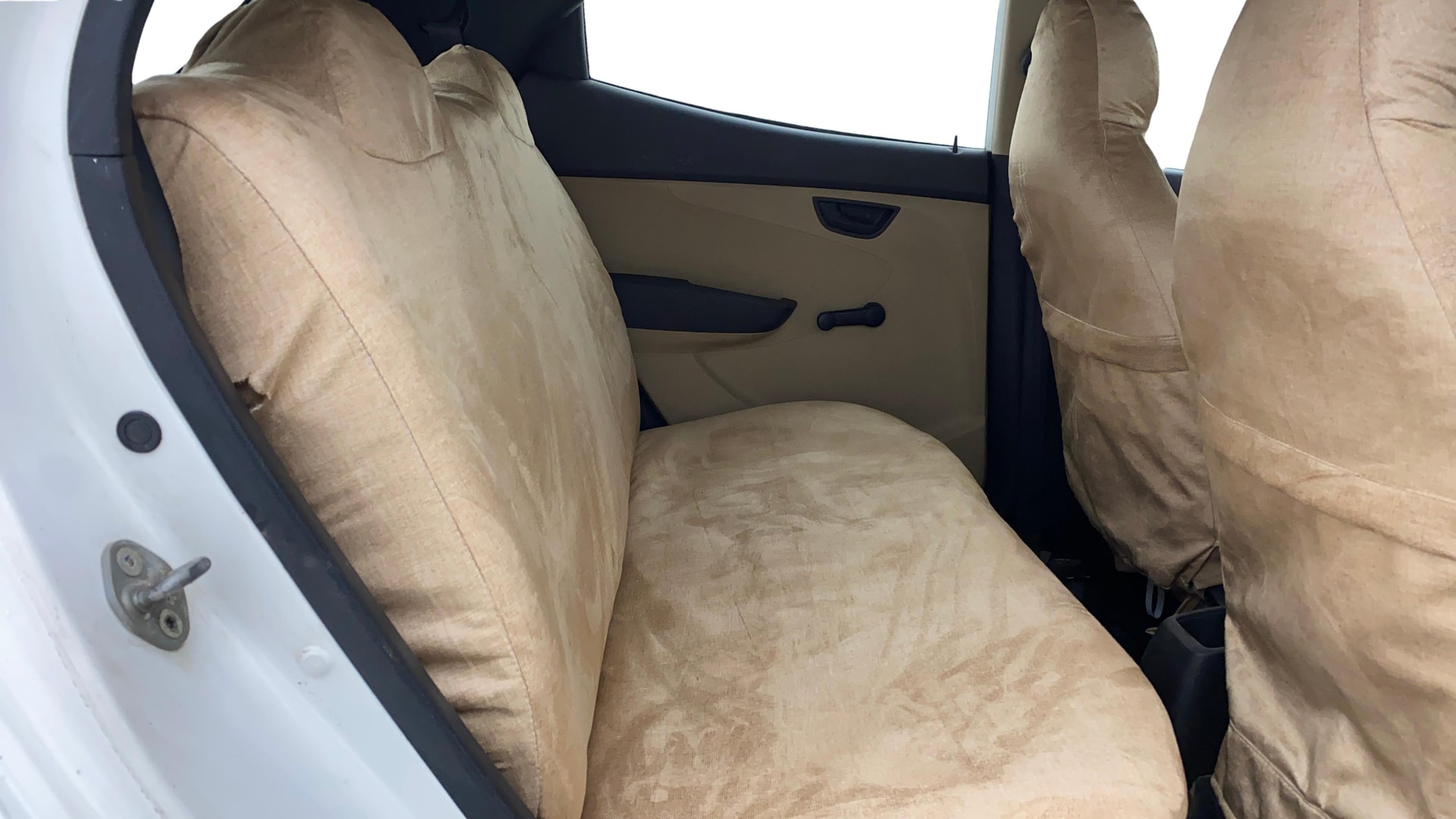 View 2016 Hyundai EON Era Plus Image 33 Used 2016 Hyundai EON Era Plus Image 33